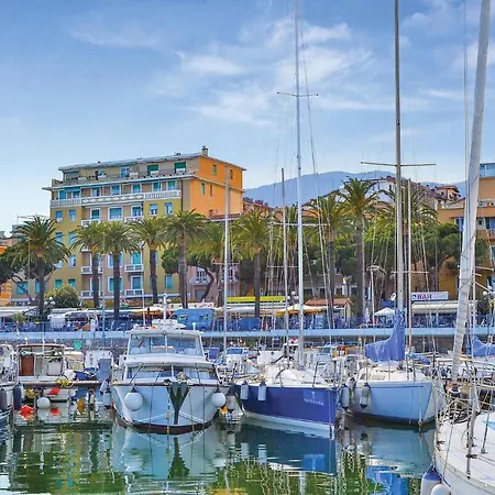 Appartamento Lovely In With Wifi Sanremo